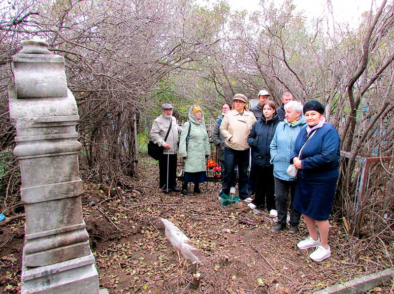 Димитриевское кладбище подготовили для экскурсий